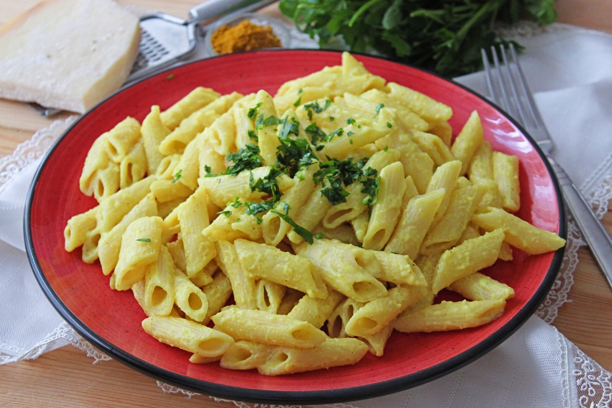 Köri Soslu Penne
